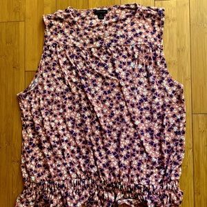 Ann Taylor Woman’s Sleeveless Top